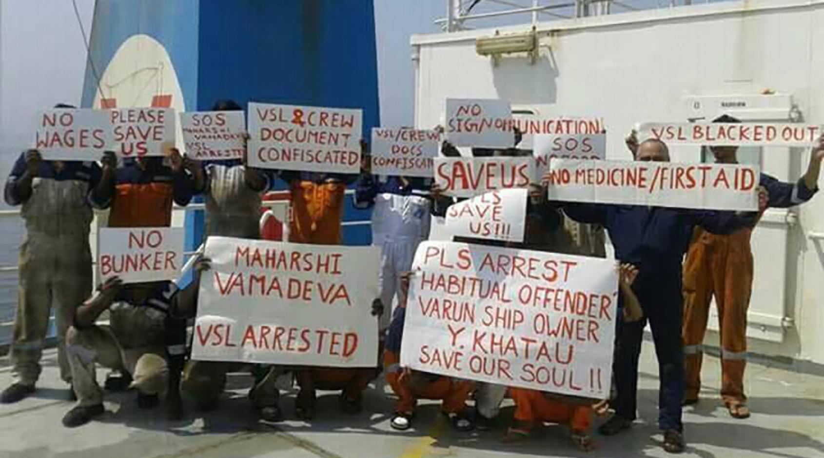 Protest by abandoned seafarers