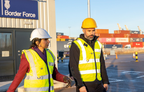 Suella Braverman with Border Force officials in the Port of Grangemouth, Scotland in January this year. | (Photo credit: Suella Braverman / Twitter)